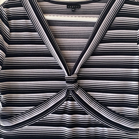 Women - dressy or casual stretch top, black and white short sleeve - Picture 3 of 11